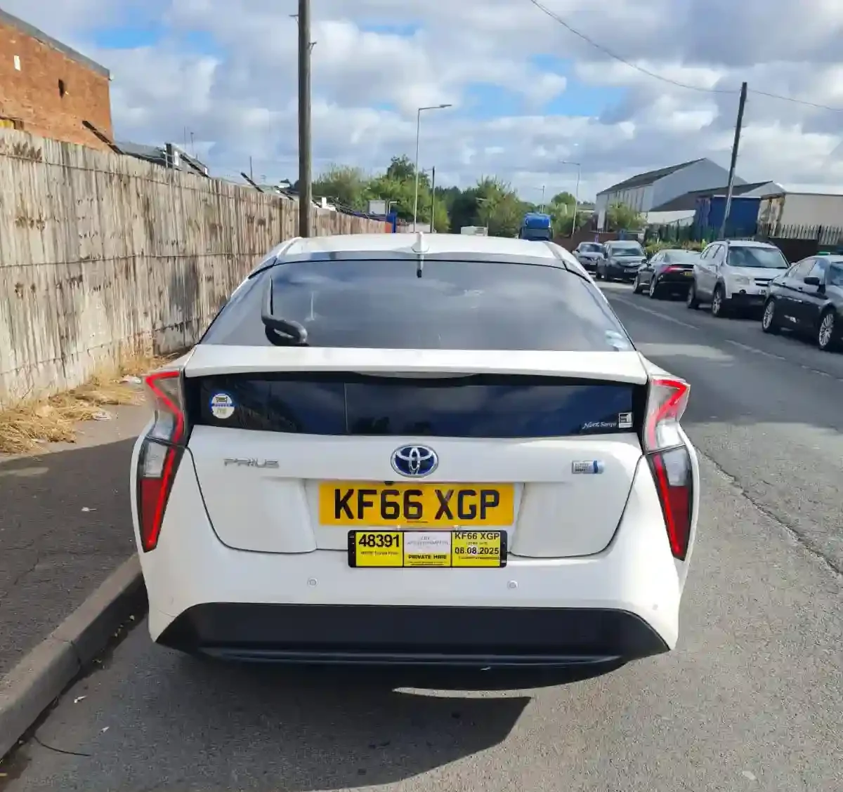 wolverhampton plated cars for rent in London